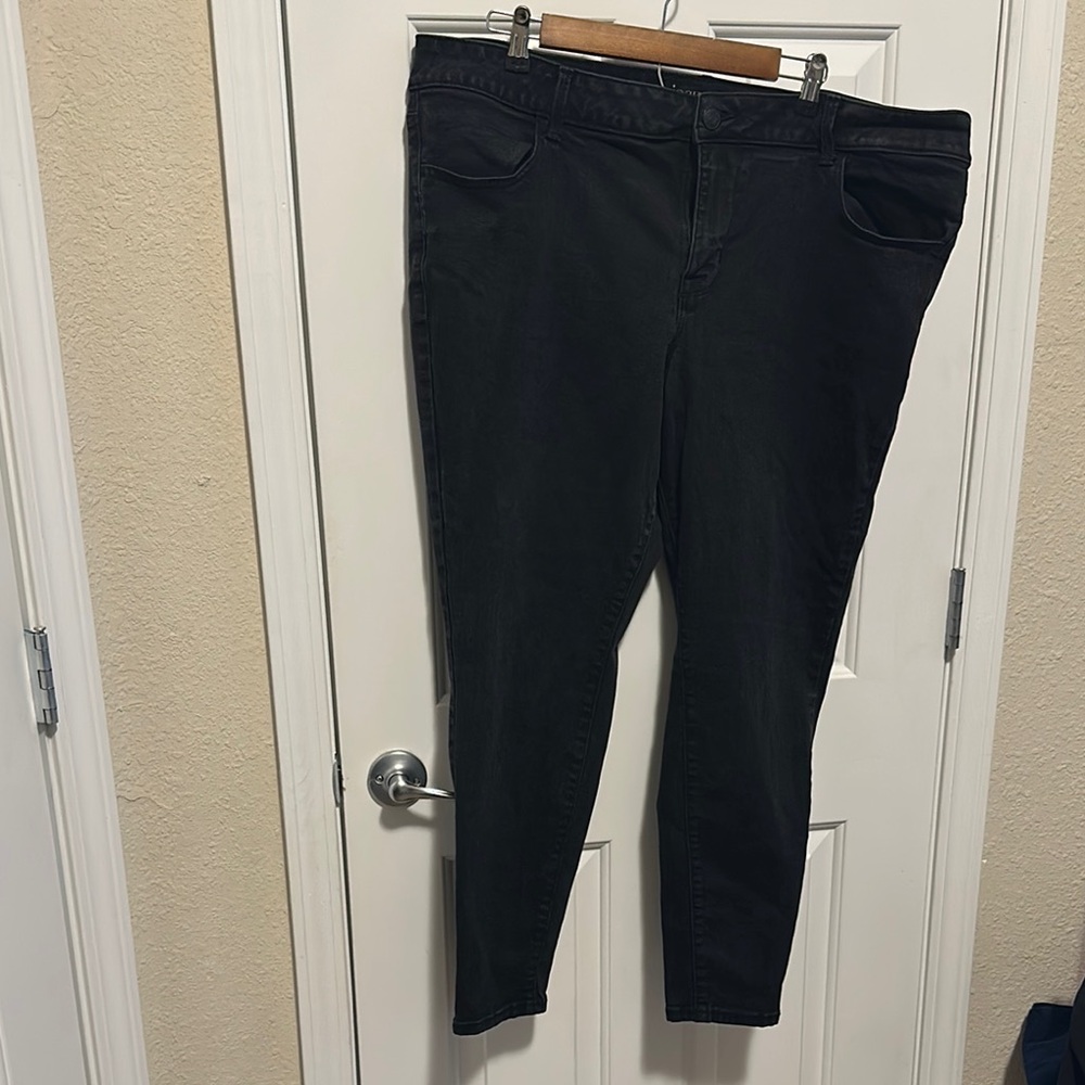 Maurices Black Skinny Jeans Sleek Design